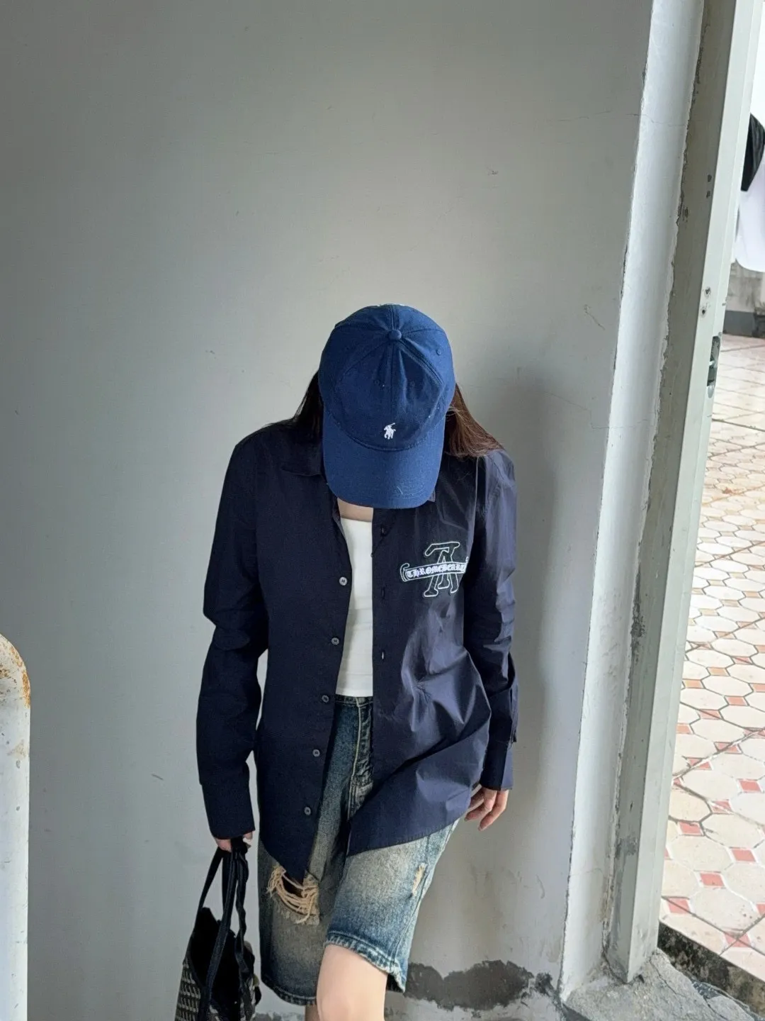 Louis Vuitton/ logo
